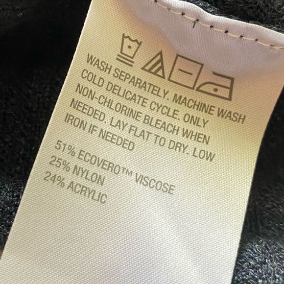 Zuda Sweater Womens Size Small - Picture 10 of 10